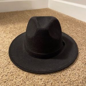 Black and Cream fedora felt hats